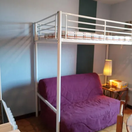 Apartment A 50 M De La , Ideal Pour 2, Avec Parking 2noumea35 *